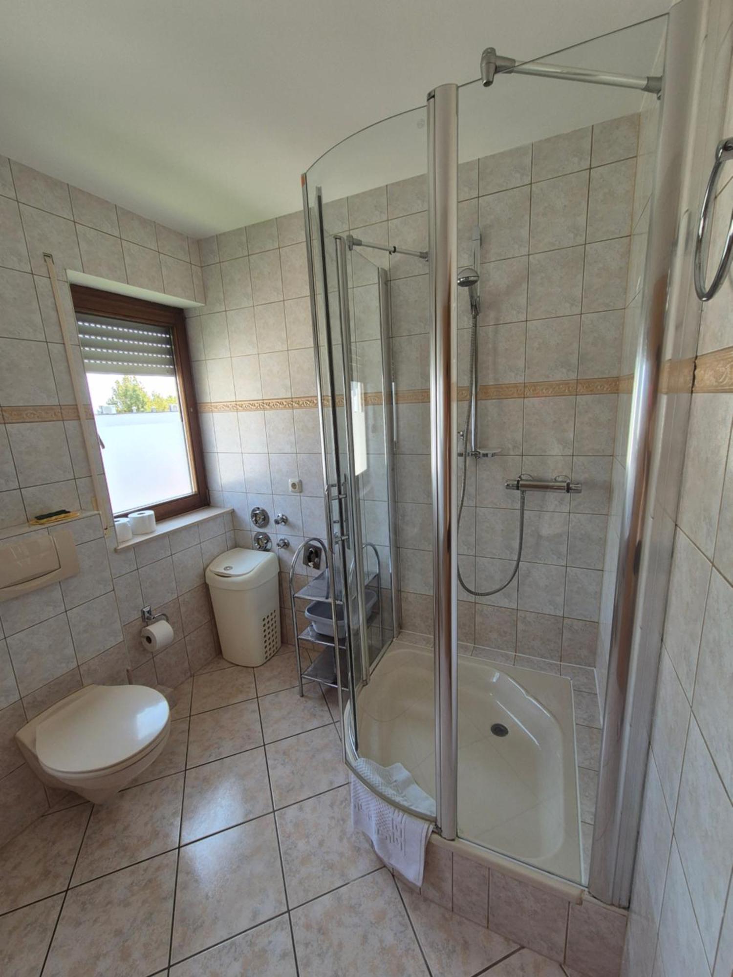 Apartments And Rooms Mamic Dugi Rat Exterior foto